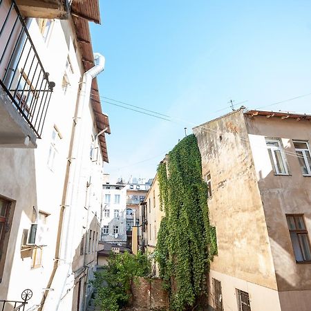 City Center Apartment Lviv Dış mekan fotoğraf